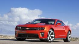 Chevrolet Camaro ZL1 Coupe - widok z przodu