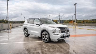 Mitsubishi Outlander PHEV 