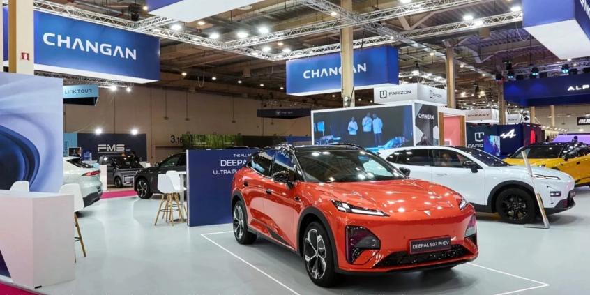 Chiński SUV ma 1000 km zasięgu i kosztuje od 36 tys. euro. Właśnie debiutuje w Europie