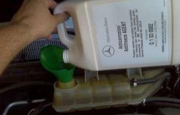 Idą chłody - wymień płyn!