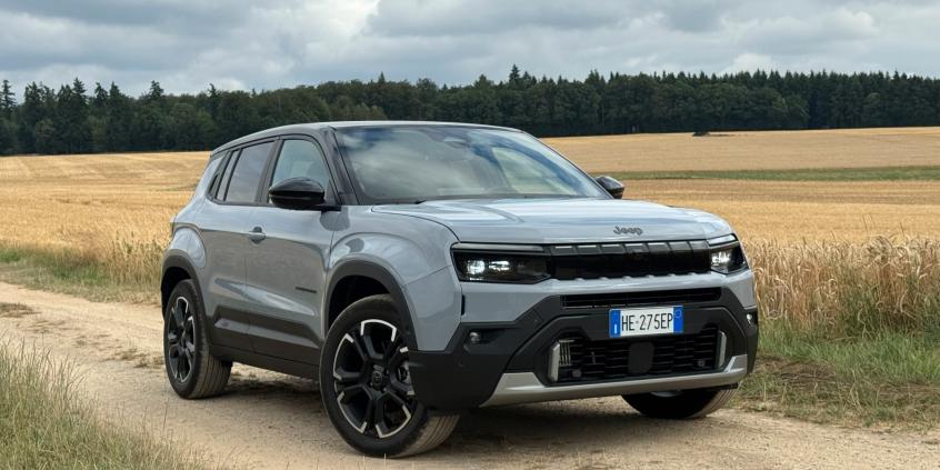 Pierwsza jazda: Jeep Avenger po liftingu. Kilka kosmetycznych zmian, prawie każda na lepsze