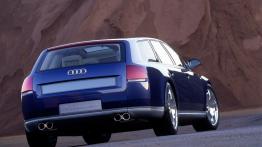 Audi Avantissmo Concept - widok z tyłu