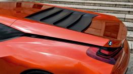 BMW M1 Concept - lewy bok