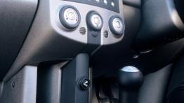 Mitsubishi Colt CC Concept - konsola środkowa