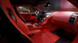 Jaguar C-X16 Concept - widok ogólny wnętrza z przodu