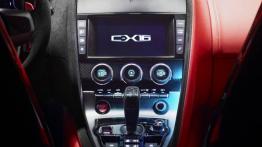 Jaguar C-X16 Concept - konsola środkowa