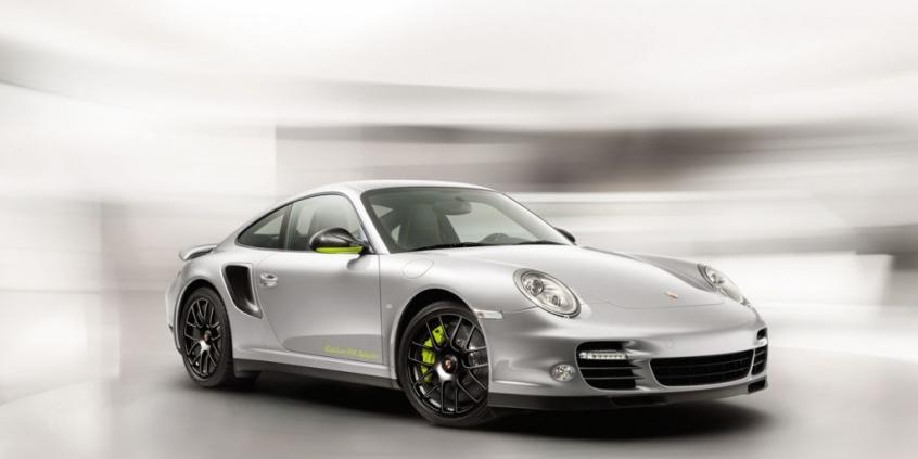 Porsche 911 Turbo S Edition 918 Spyder