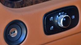 Bentley Continental Flying Spur - inny element panelu przedniego