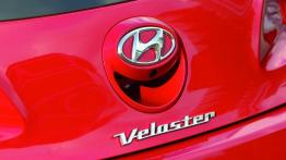 Hyundai Veloster - emblemat