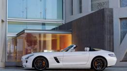 Mercedes SLS AMG Roadster - lewy bok