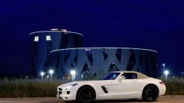 Mercedes SLS AMG Roadster - lewy bok