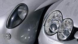 Mercedes 300 SLR - prawy przedni reflektor - wyłączony