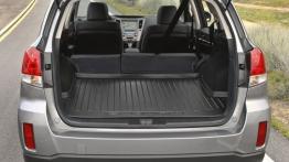 Subaru Legacy Outback Crossover - bagażnik
