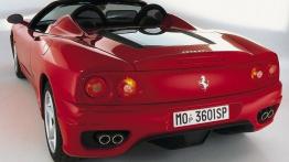 Ferrari 360 Modena Spider - widok z tyłu