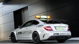 Mercedes C63 AMG Coupe Black Series Safety Car - widok z tyłu