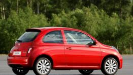 Nissan Micra 160 SR - prawy bok