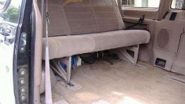 Ford Aerostar - kosmiczny twór