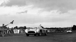 Mercedes 300 SLR - widok z przodu