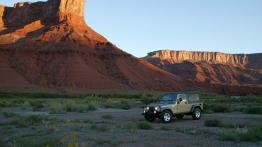 Jeep Wrangler - widok z przodu