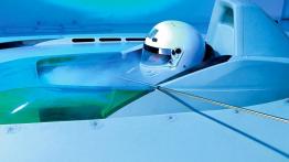 BMW H2R - bok - inne ujęcie