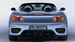 Ferrari 360 Modena Spider - widok z tyłu