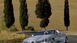 Mercedes Vision SLR - widok z przodu