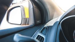 Ford Focus ST FL - pomarańczowy prowokator