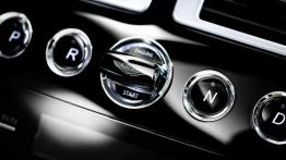 Aston Martin Virage Roadster - przycisk do uruchamiania silnika