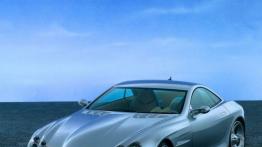Mercedes Vision SLR - widok z przodu