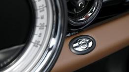 Mini Roadster - deska rozdzielcza