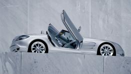 Mercedes Vision SLR - prawy bok