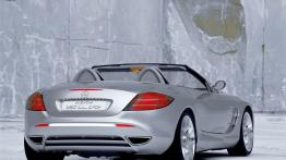 Mercedes Vision SLR - widok z tyłu