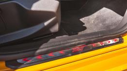 Ford Focus ST FL - pomarańczowy prowokator