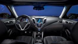 Hyundai Veloster - pełny panel przedni