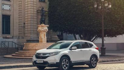 Nadjeżdża hybrydowa Honda CR-V