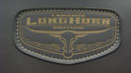 Dodge Ram Laramie Longhorn - inny element wnętrza z przodu