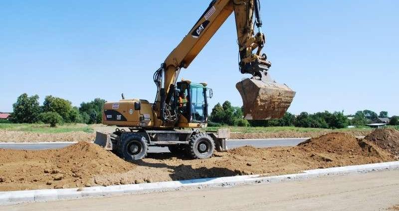 Rząd przeznaczy dodatkowe środki na lokalne drogi
