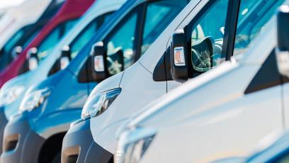 Karta kierowcy w busie 2.5t-3.5t – jak przygotować firmę na nowe wymogi Pakietu Mobilności w 2026 roku?