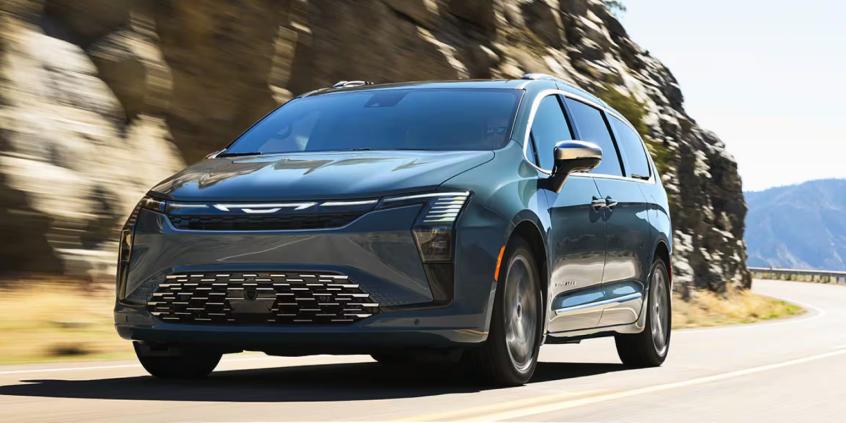 Chrysler Pacifica 2027 wraca do produkcji. SUV-y miały ją wykończyć, ale minivan nadal się broni
