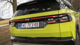 Jeep Compass 2026 premiera  - ty³ - reflektory w³±czone