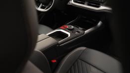 Jeep Compass 2026 premiera  - tunel ¶rodkowy miêdzy fotelami