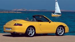 Porsche 911 996 Carrera - widok z tyłu