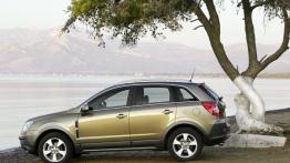 Opel Antara - lewy bok