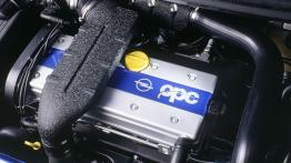 Opel Zafira - silnik