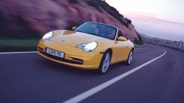 Porsche 911 996 Carrera - widok z przodu
