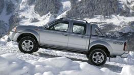 Nissan Pickup Navara - lewy bok