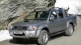 Nissan Pickup Navara - widok z przodu