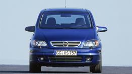 Opel Zafira - widok z przodu