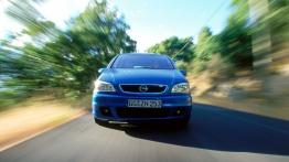 Opel Zafira - widok z przodu