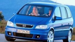 Opel Zafira - widok z przodu